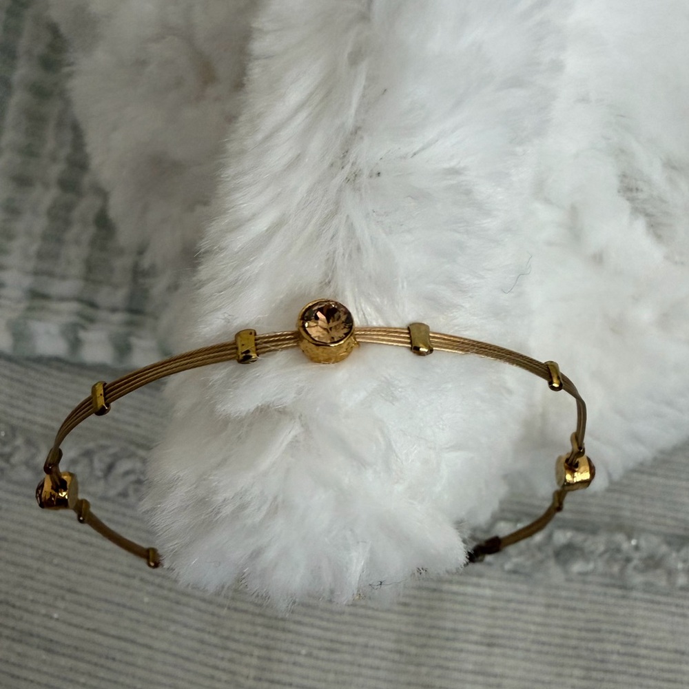 Seasonal Whispers Gemstone Gold Bangle Bracelet